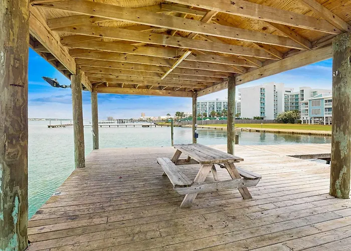 Holiday home Sea Oats E106